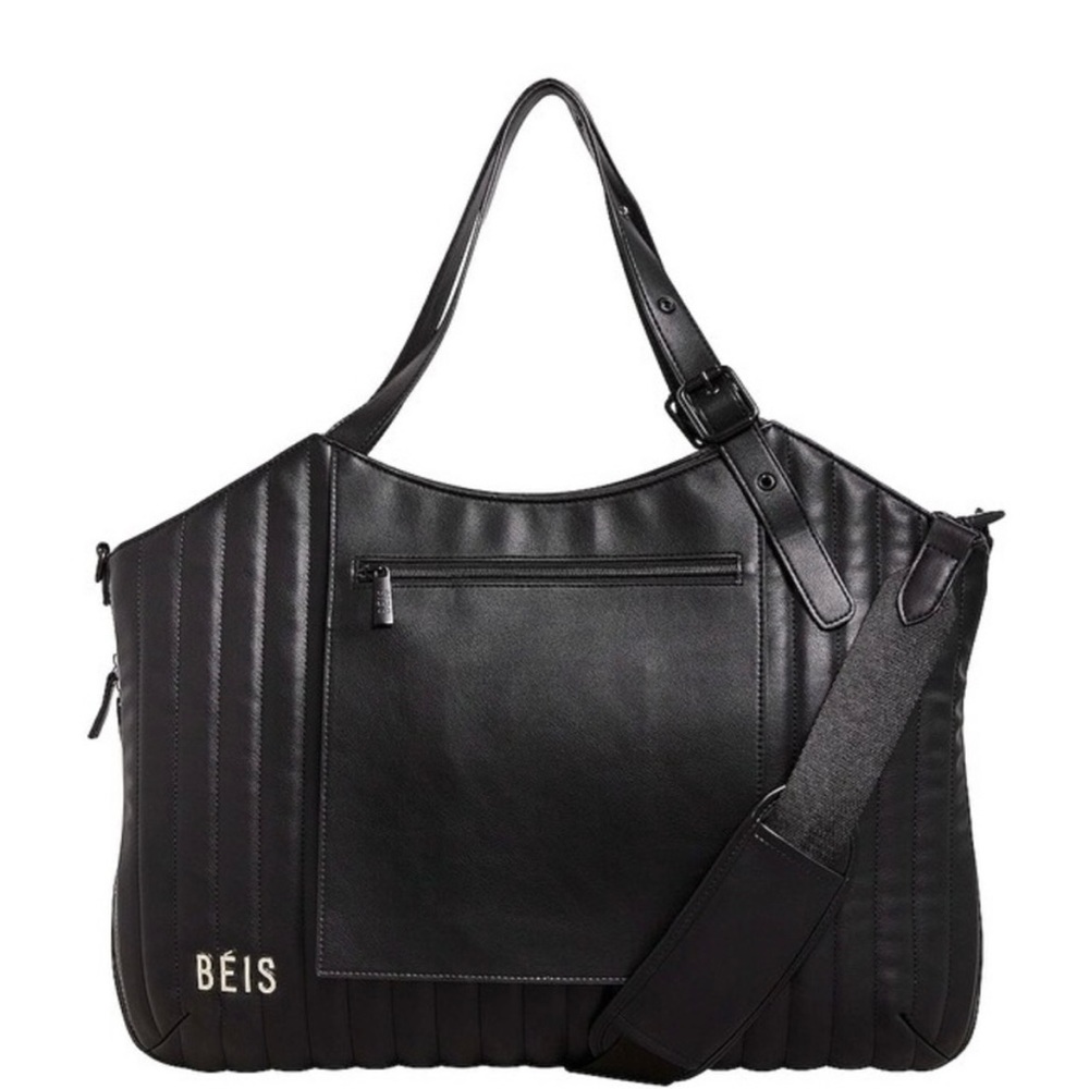BEIS The Expandable Overnighter in black